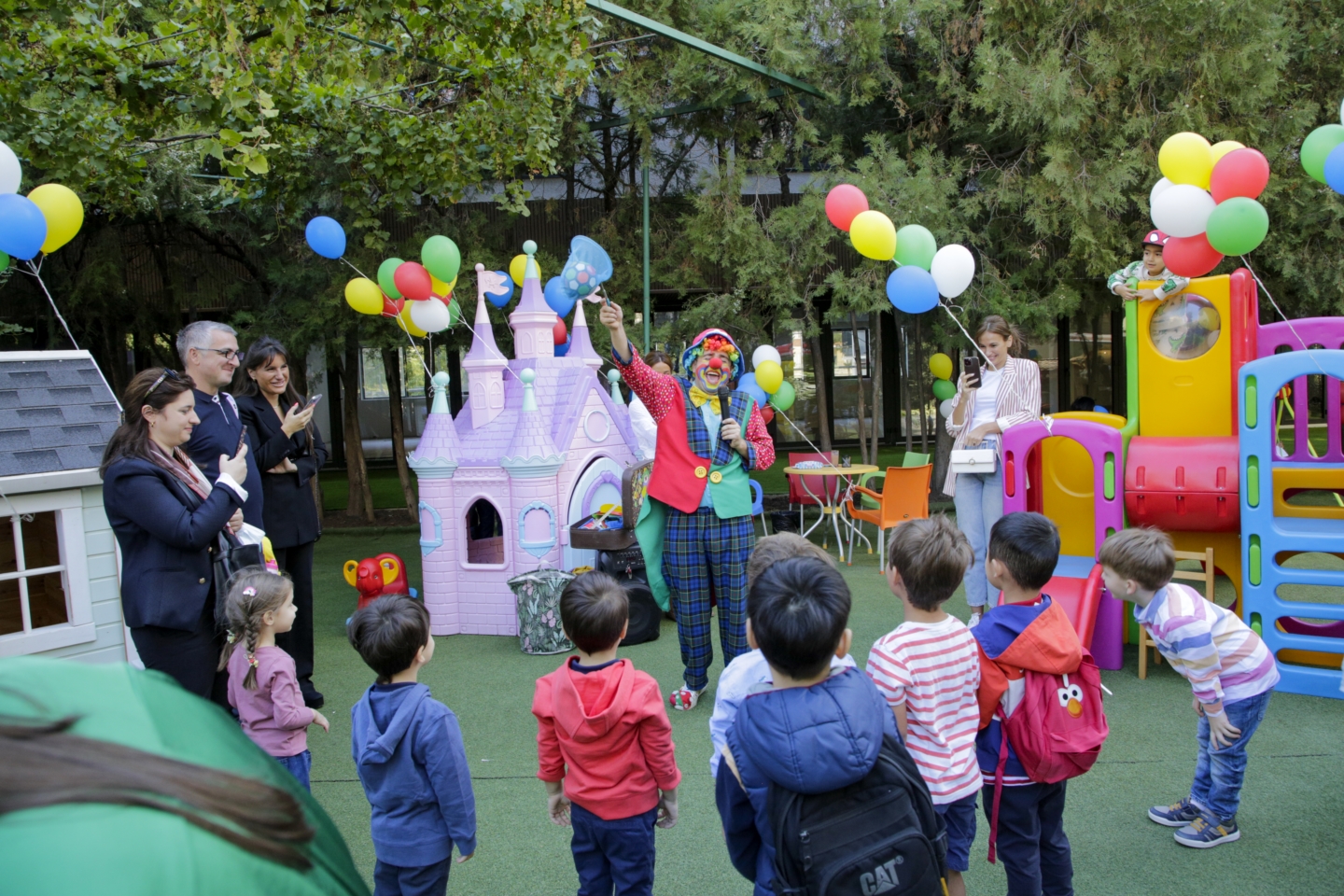 first-day-celebration-at-the-european-kindergarten-together-with-zuzu-mini-sunny-lu-and